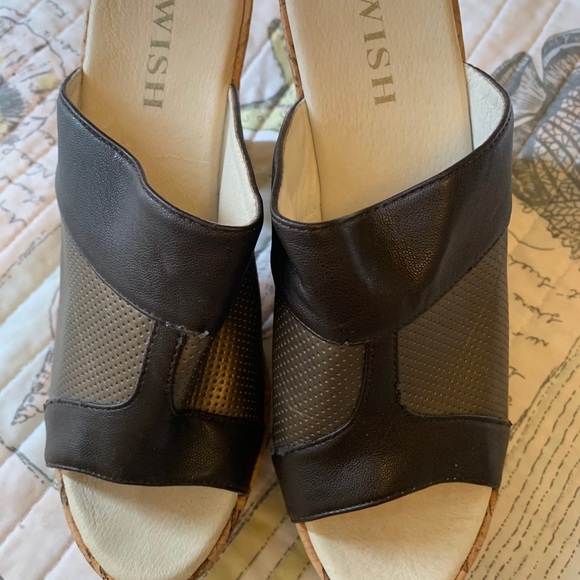 Wedge platforms - Picture 2 of 6